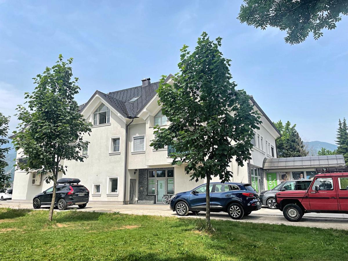 Vila Urbana Luxury Apartments Lesce  Exterior foto